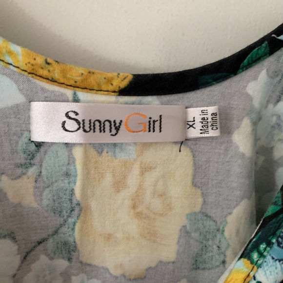 Sunny girl sundress - Picture 2 of 2